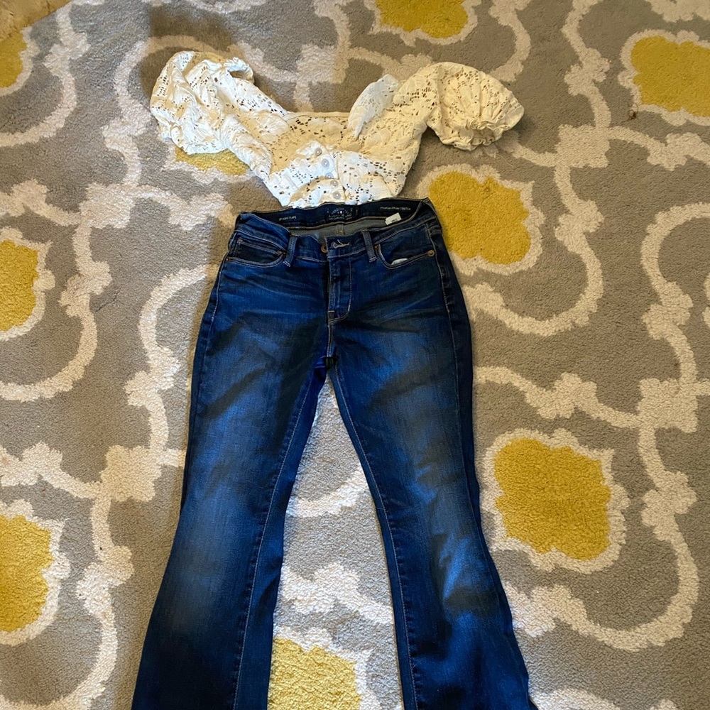 Lucky Brooklyn flare